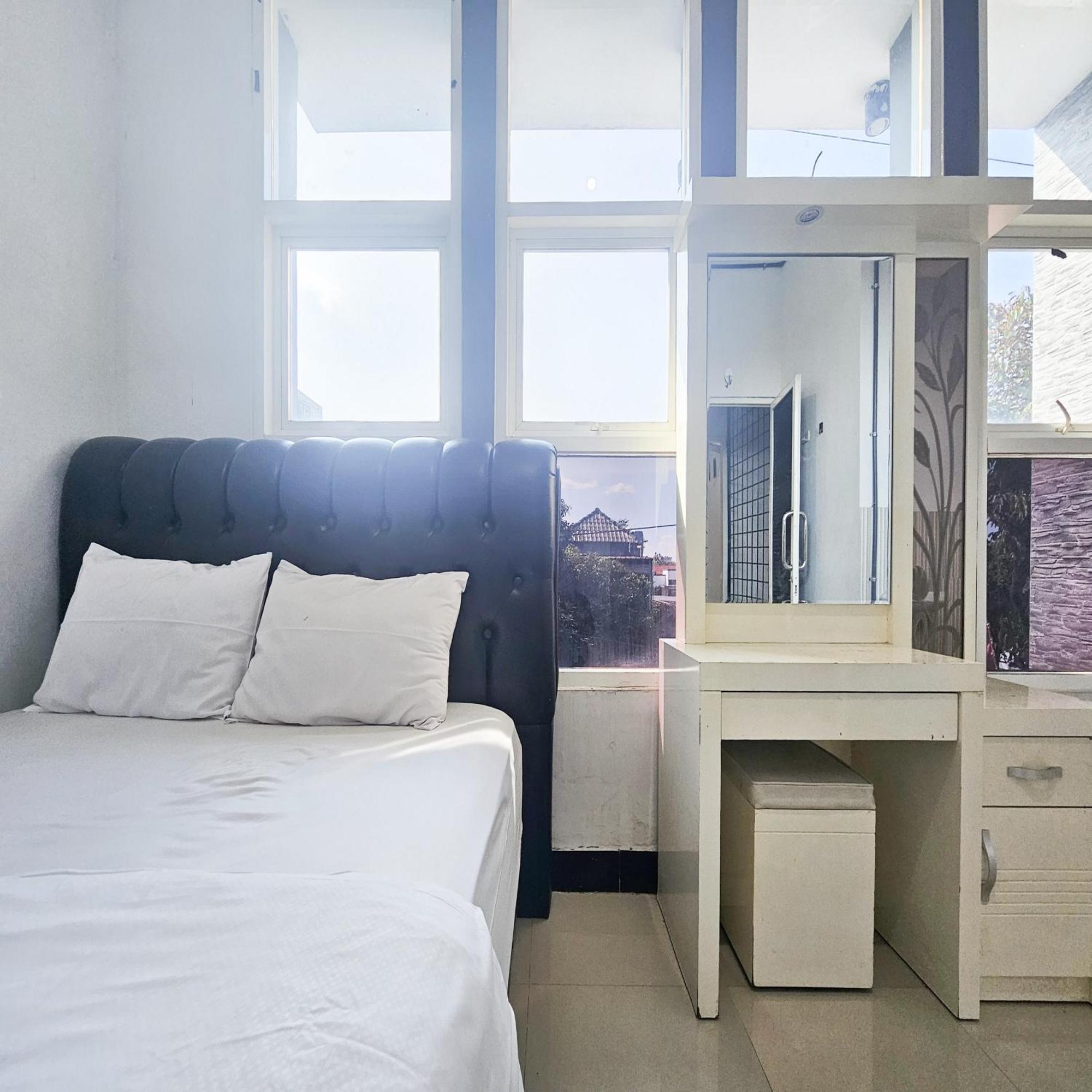 Hotel Ijen Redpartner 2*